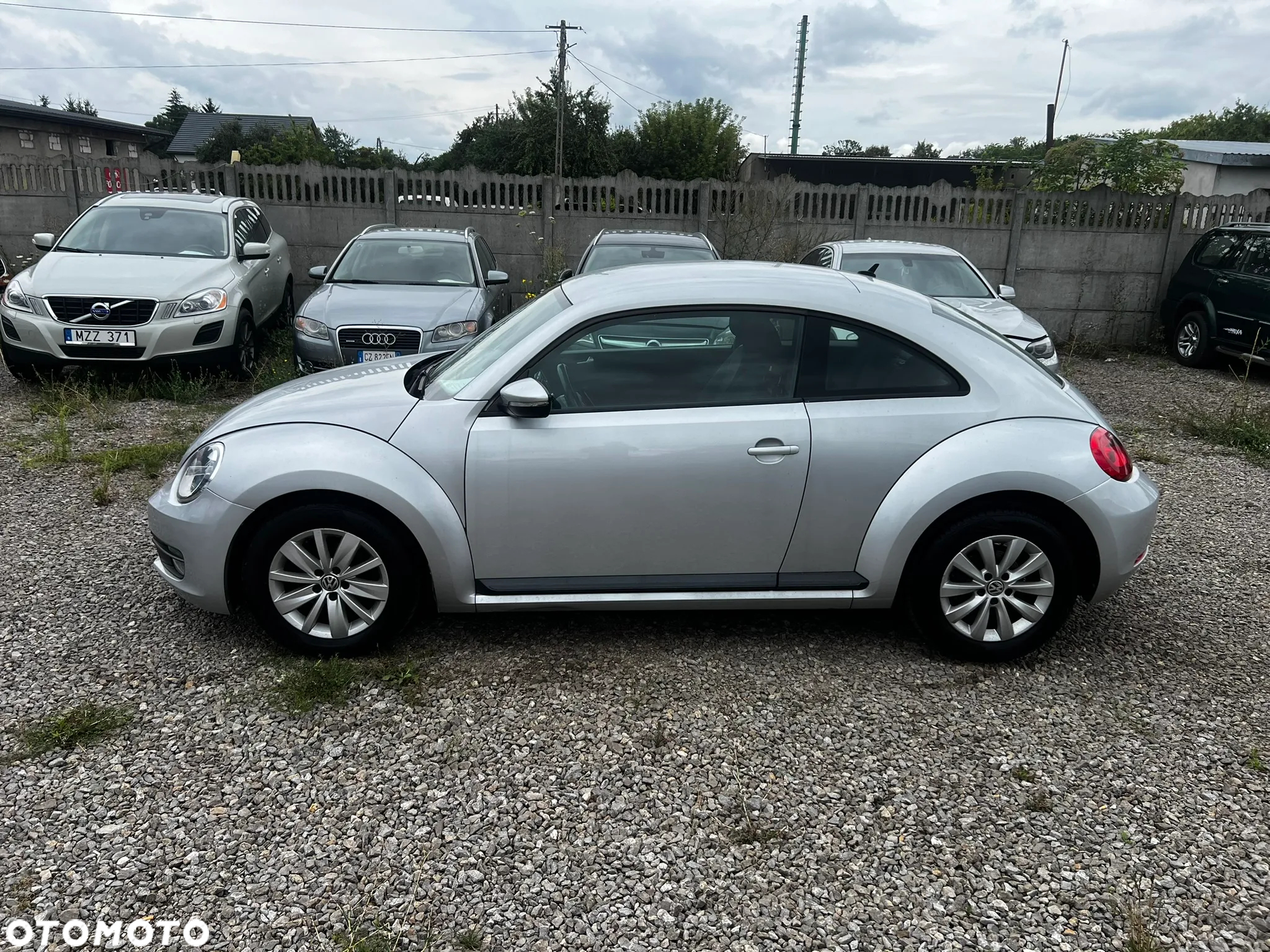 Volkswagen Beetle The 1.6 TDI DPF - 12