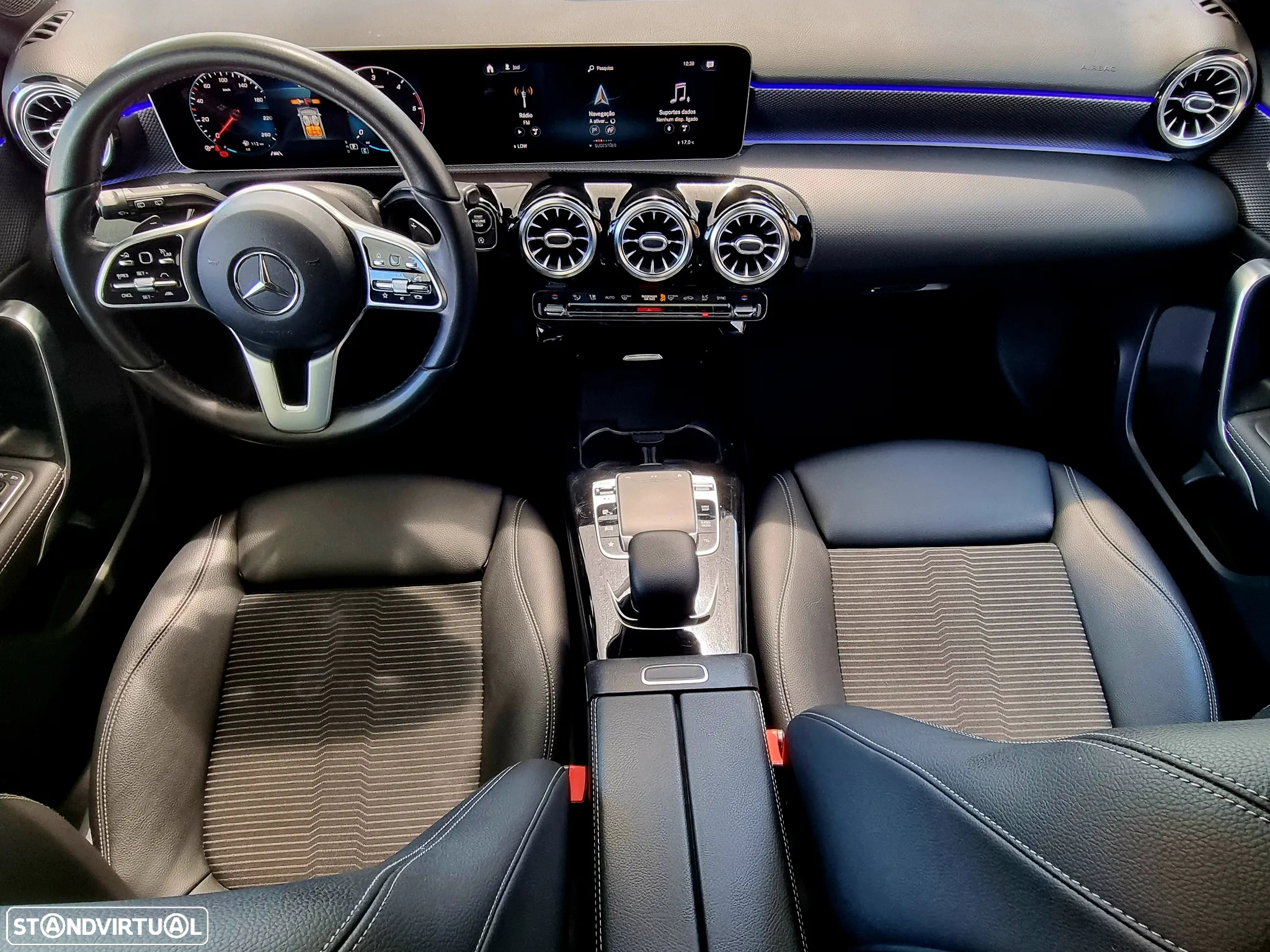 Mercedes-Benz A 180 d 7G-DCT AMG Line - 12