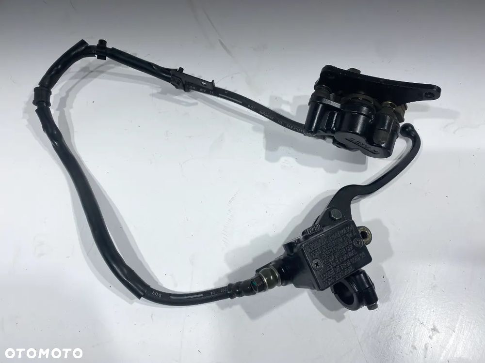 Zacisk pompa przód  Kymco KPW K PIPE 50 - 1