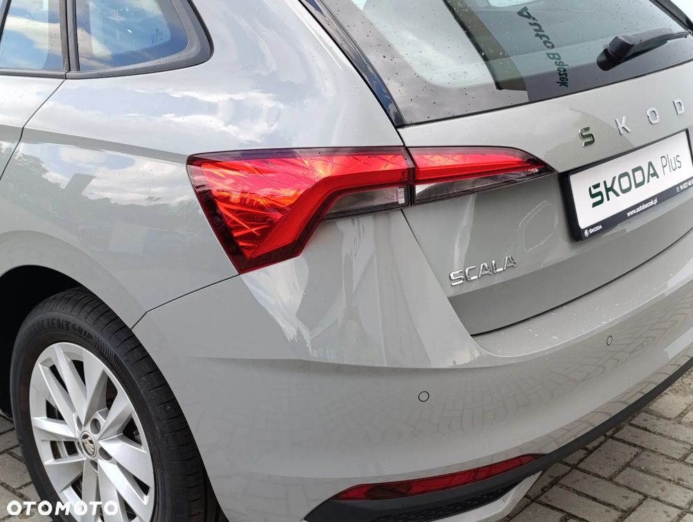 Skoda Scala 1.0 TSI Essence - 11