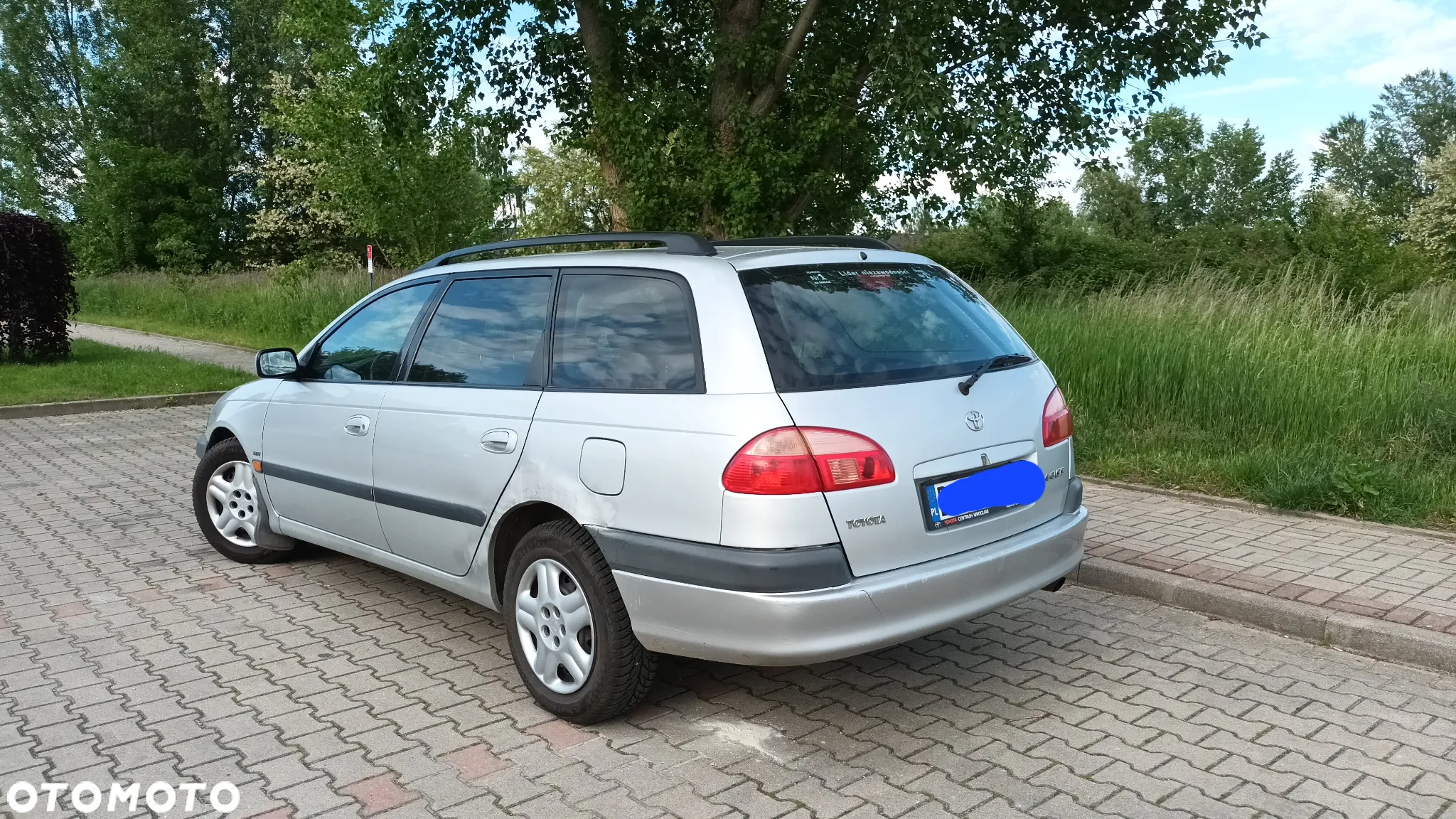 Toyota Avensis 1.8 VVT-i Terra Plus - 10