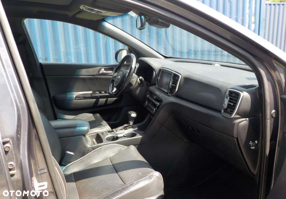 Kia Sportage - 14