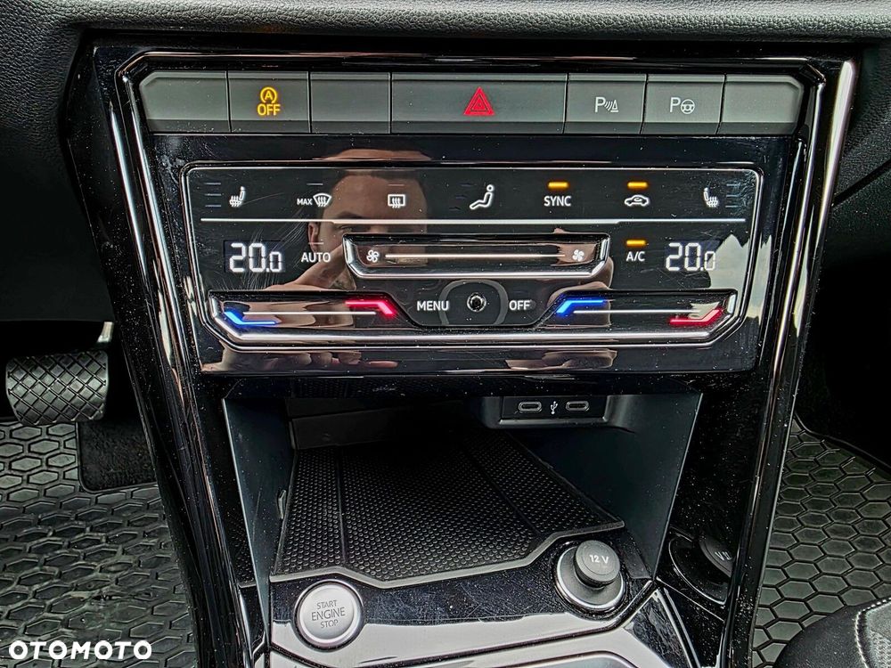 Volkswagen T-Roc 1.5 TSI Style DSG - 22
