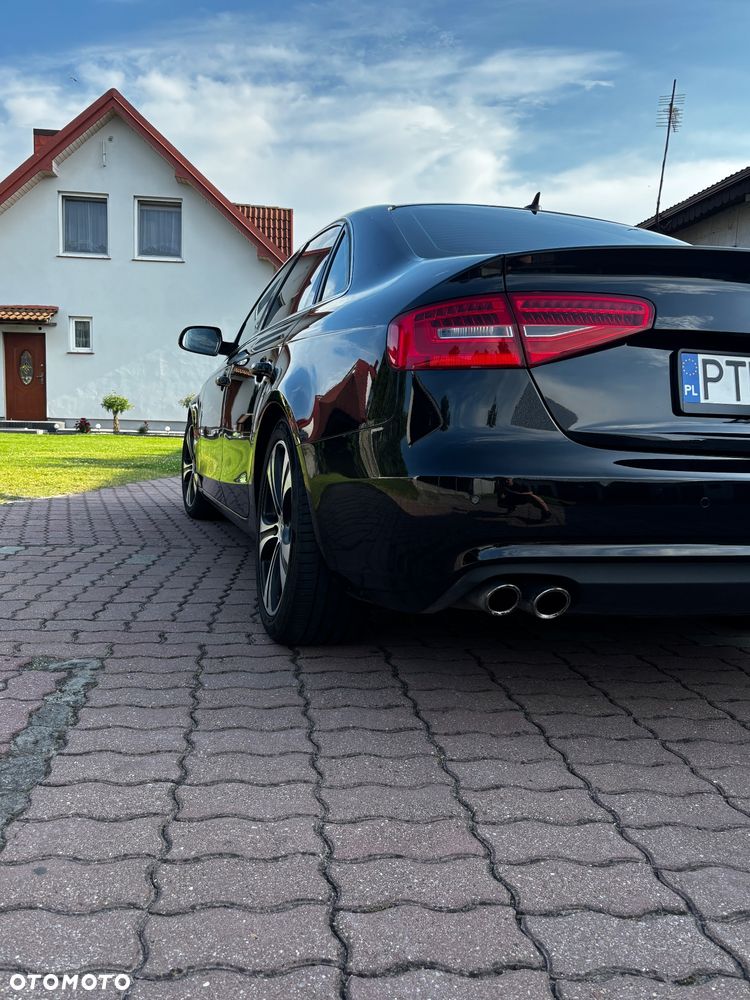 Audi A4 Limousine 2.0 TDI - 6