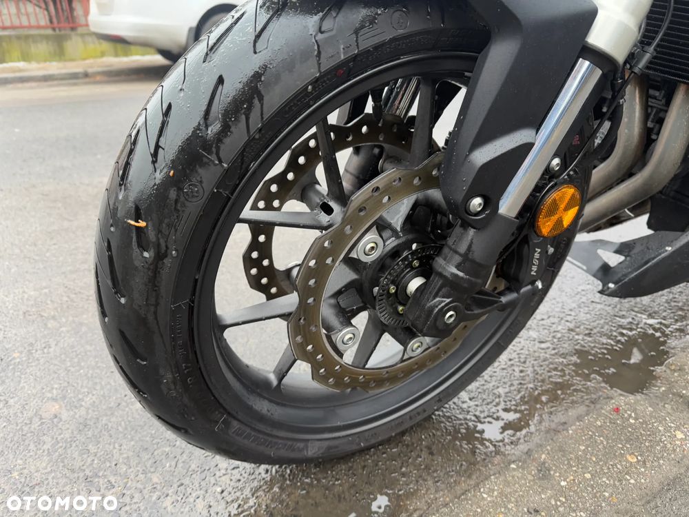 Honda Hornet - 16