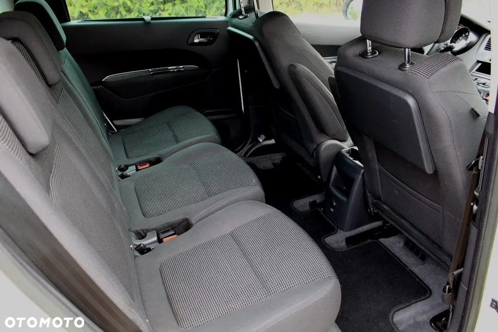 Peugeot 5008 e-HDI FAP 115 EGS6 Stop&Start Business-Line - 14