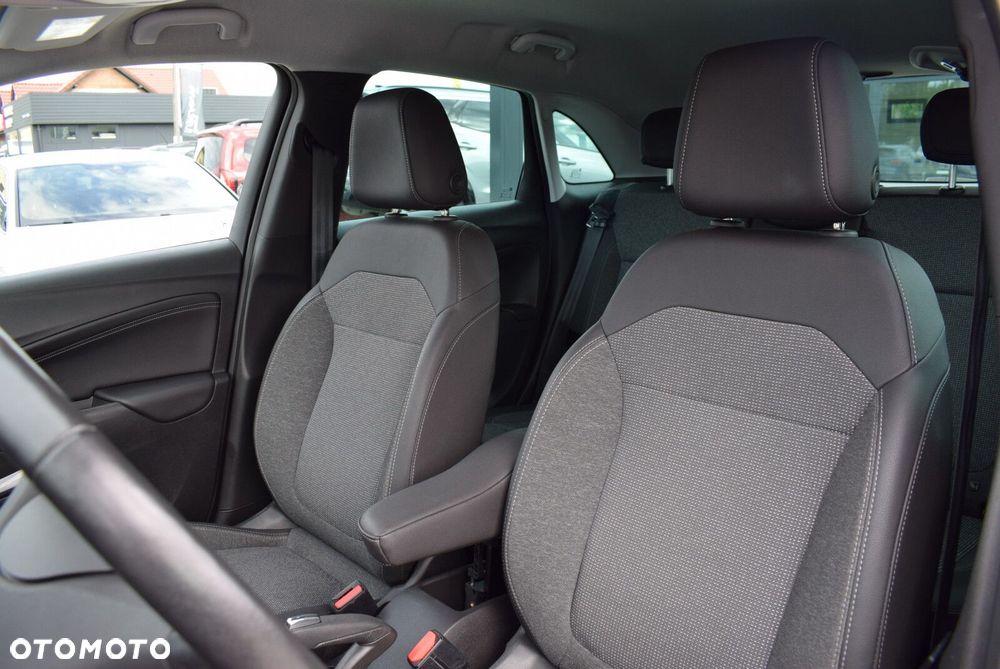 Opel Crossland - 12