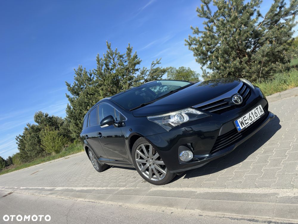 Toyota Avensis - 1