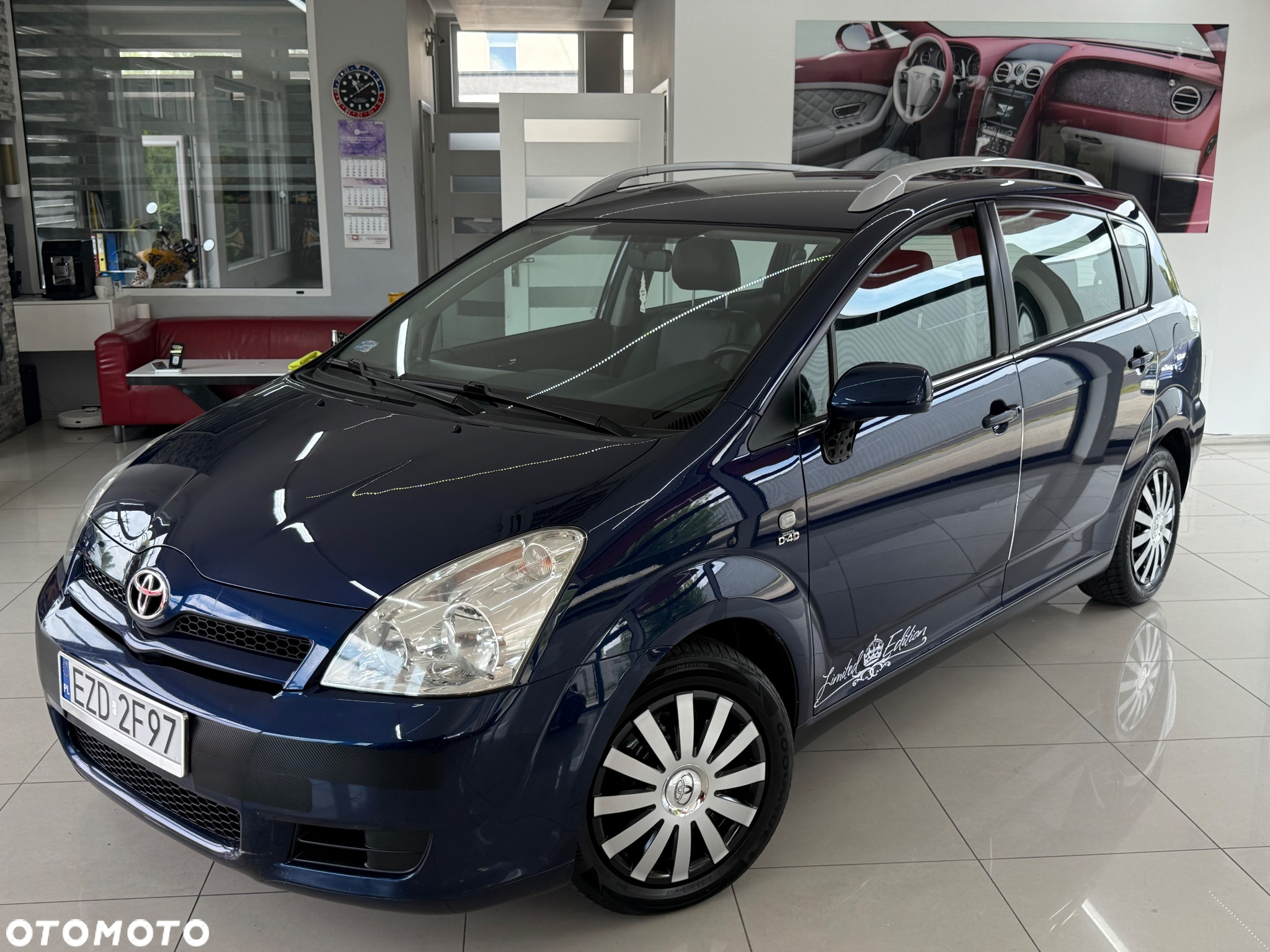 Toyota Corolla Verso 2.0 D-4D - 38