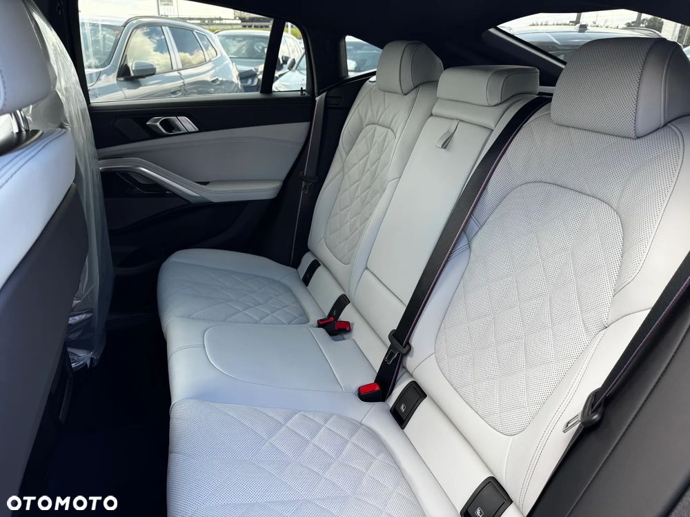 BMW X6 xDrive30d mHEV sport - 12