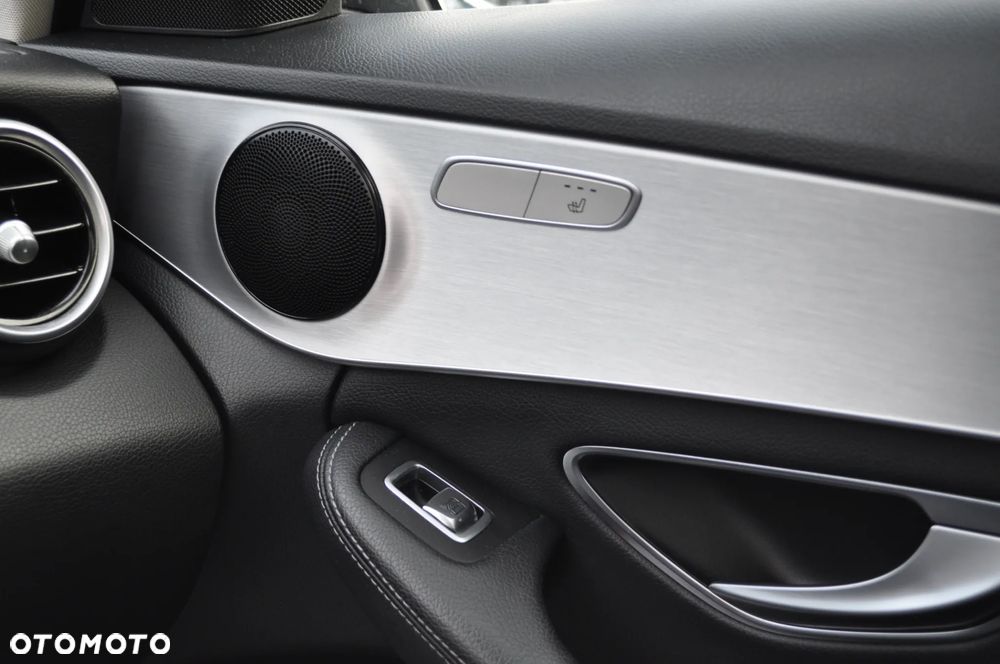 Mercedes-Benz Klasa C 180 7G-TRONIC Avantgarde - 36