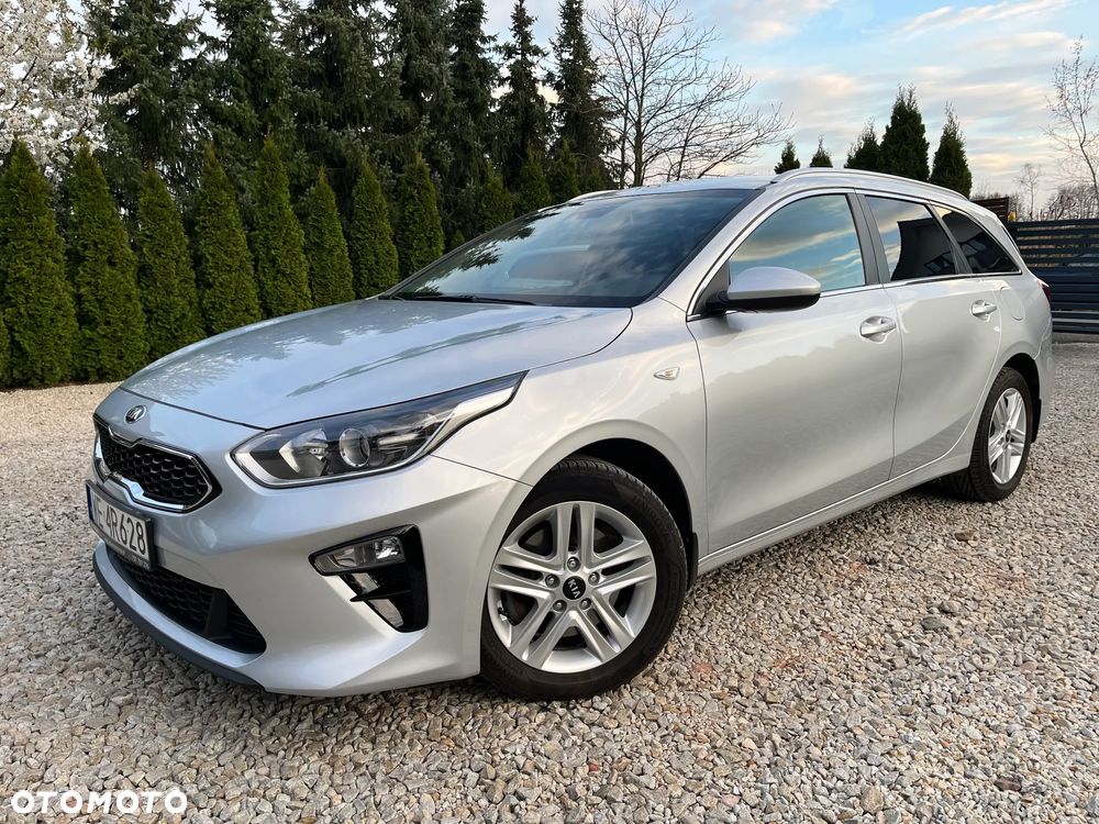 Kia Ceed 1.6 CRDi mHEV M - 1
