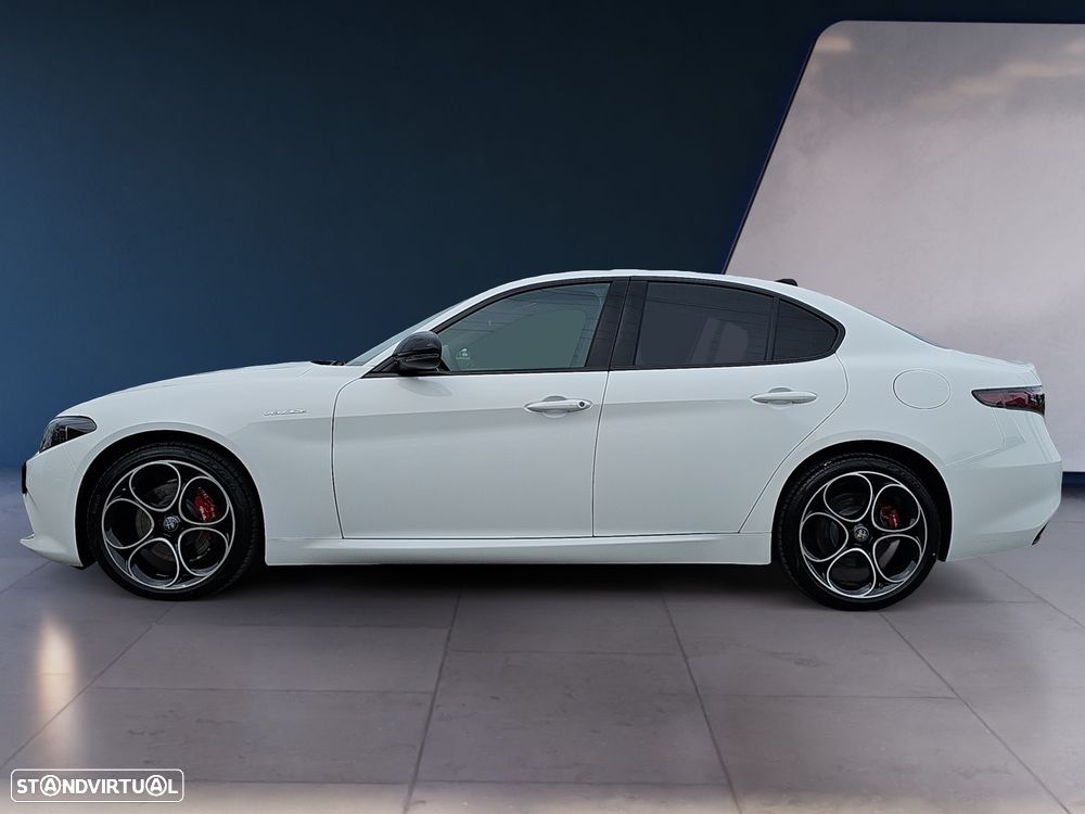 Alfa Romeo Giulia 2.2 D Veloce Q4 AT8 - 5