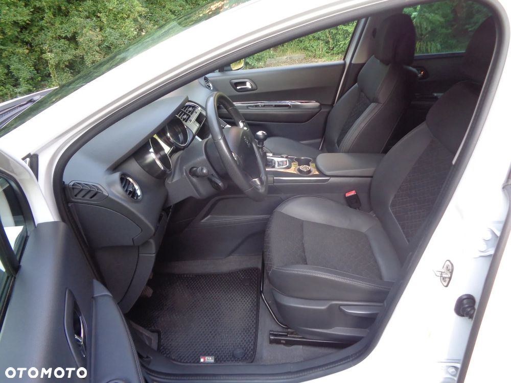 Peugeot 3008 HDi FAP 115 Active - 8