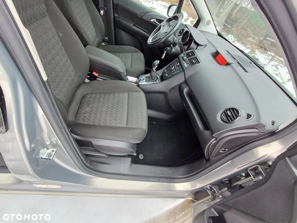 Opel Meriva 1.4 Active - 11