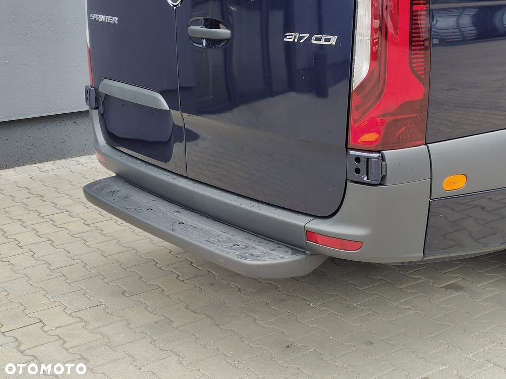 Mercedes-Benz Sprinter - 6