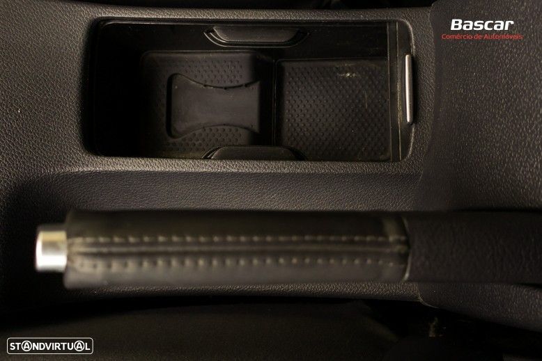 VW Golf Variant 1.9 TDi BlueM Sportline - 34