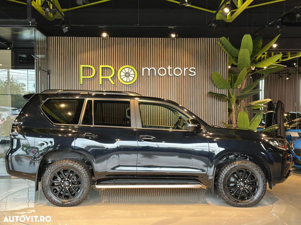 Toyota Land Cruiser 2.8l D-4D 204 CP A/T Luxury Black Matte Edition - 4