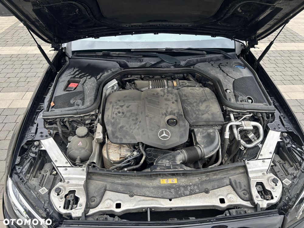 Mercedes-Benz Klasa E 200 d 9G-TRONIC - 14