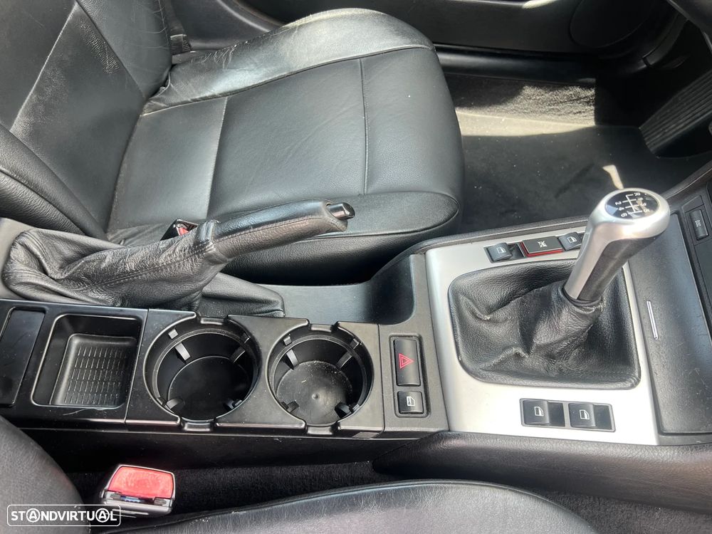 BMW 320 d Sport - 13