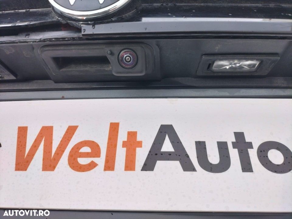 Volkswagen Passat - 12