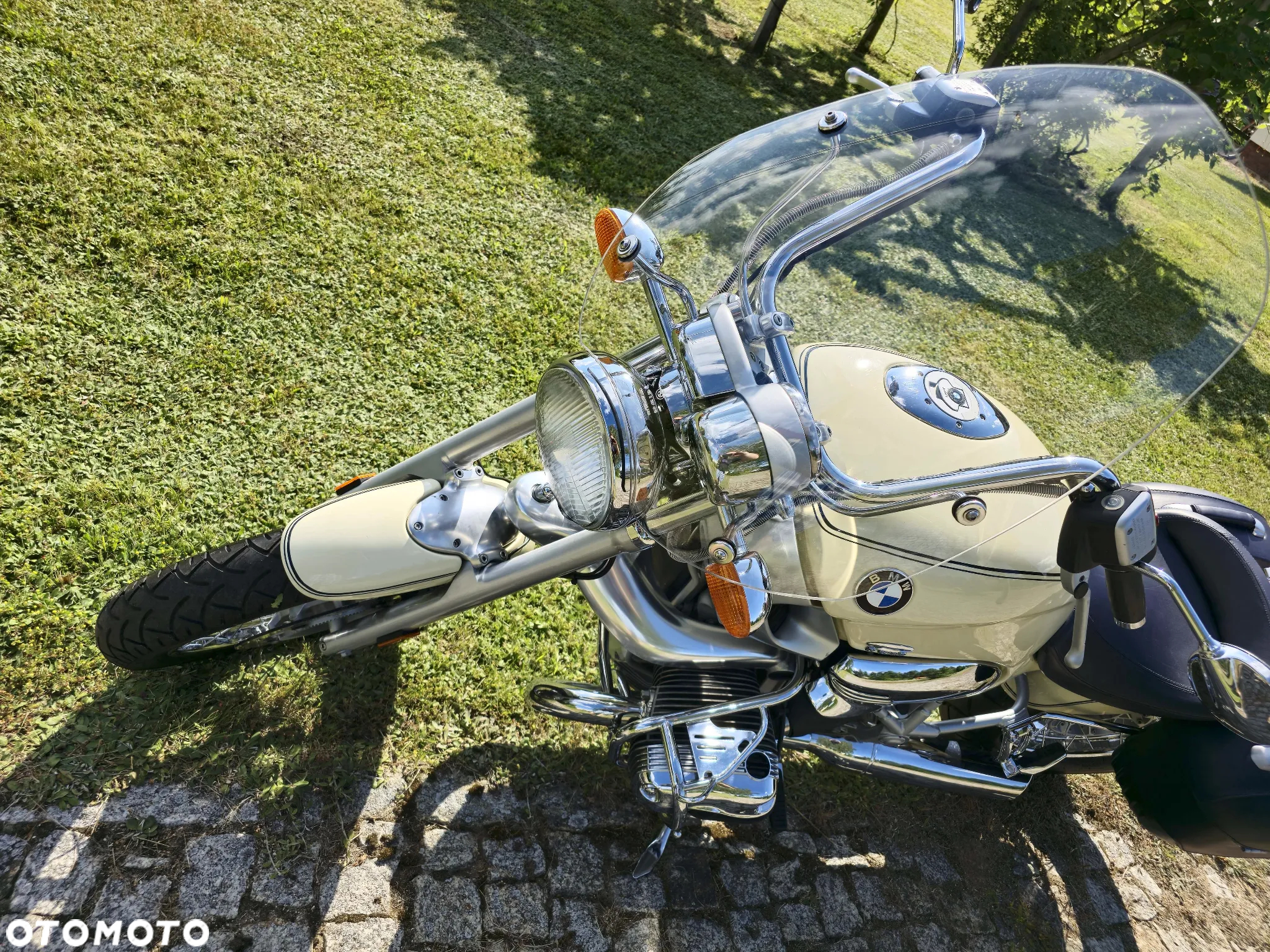 BMW R - 8