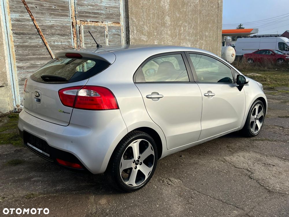 Kia Rio 1.4 CRDI Spirit - 35