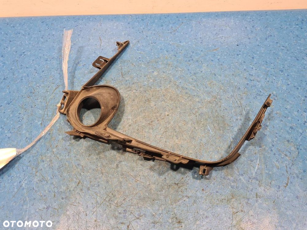 TOYOTA COROLLA E21 KRATKA HALOGENU PRAWA 81481-02A80 - 7