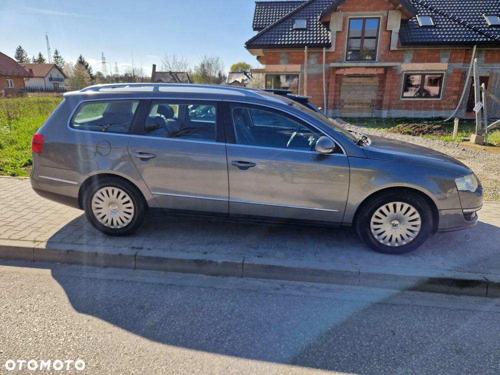 Volkswagen Passat 2.0 TDI DPF Highline - 20