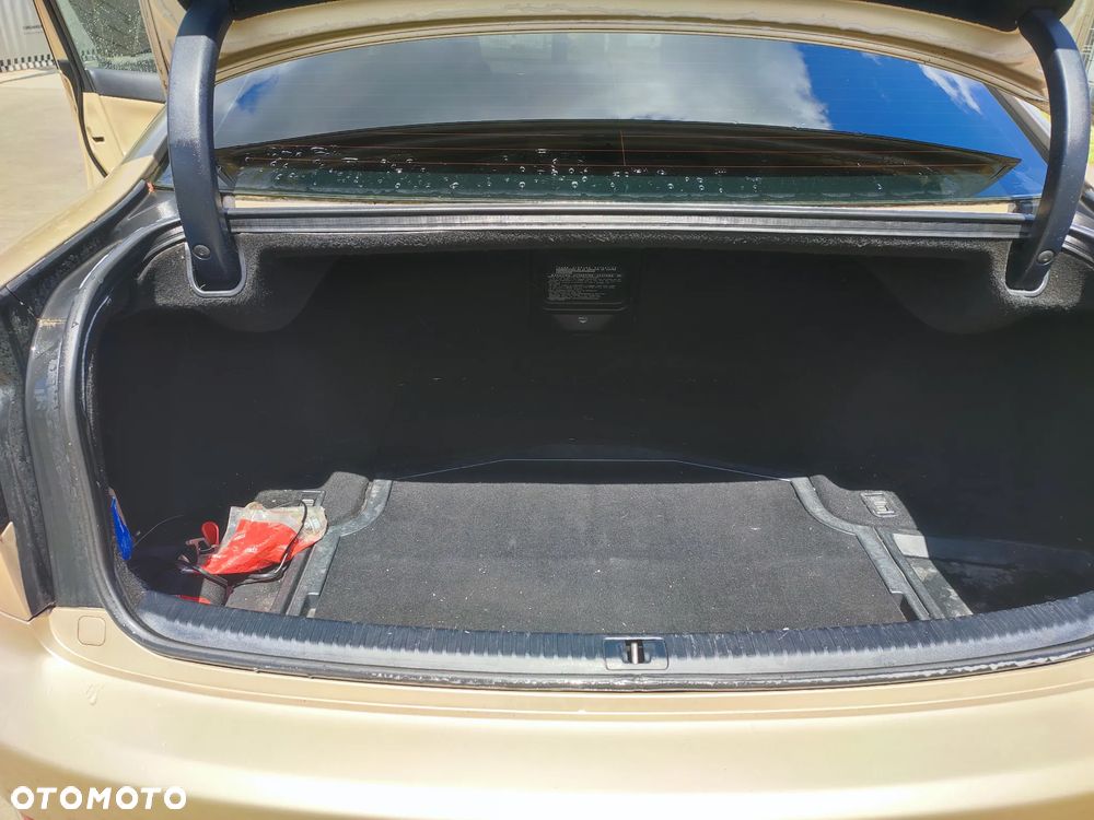 Lexus IS 220 D Prestige - 7