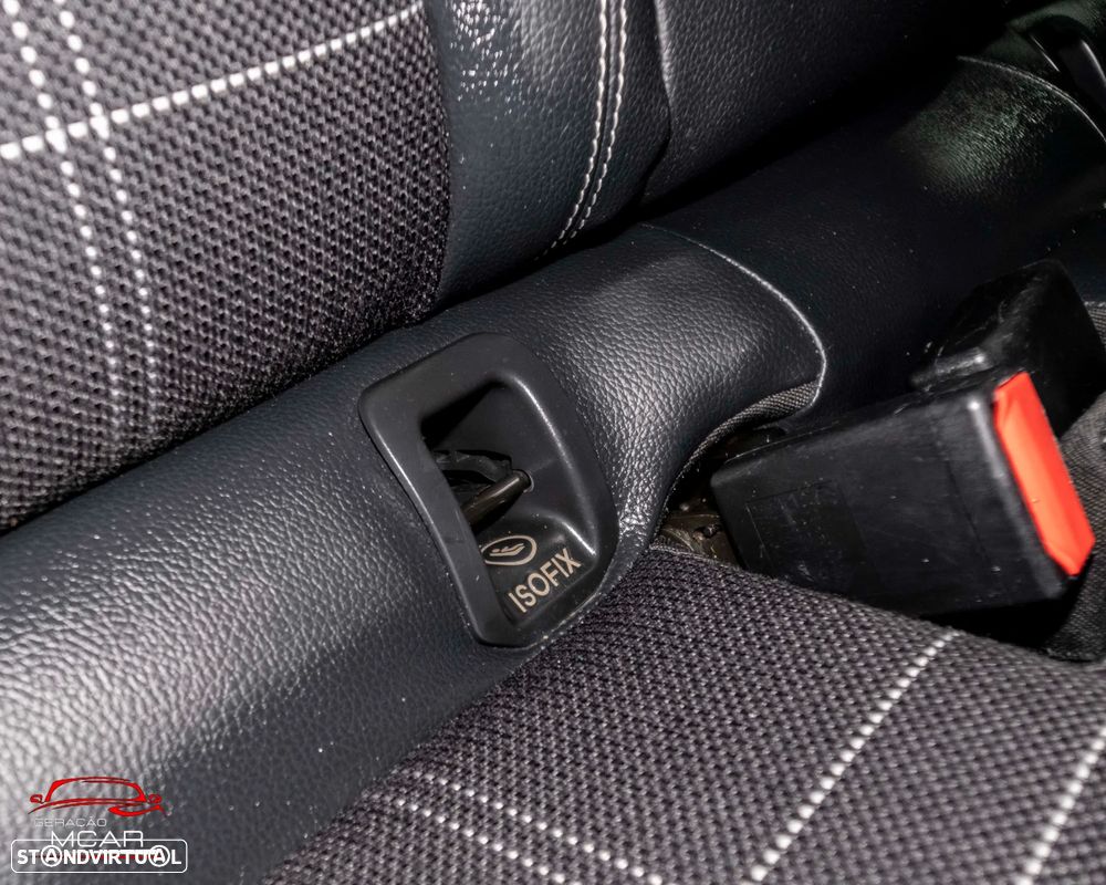 Mercedes-Benz A 200 - 9