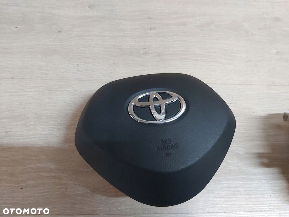 Toyota C-HR poduszka kierowcy pasażera kolanowa air bag - 2