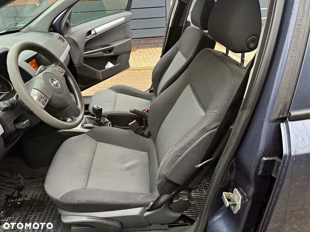 Opel Astra 1.9 CDTI DPF Edition Plus - 12