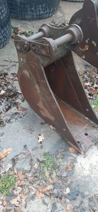 ŁYŻKA DO KOPARKI ZE SWORZNIAMI 30CM DOOSAN - 4