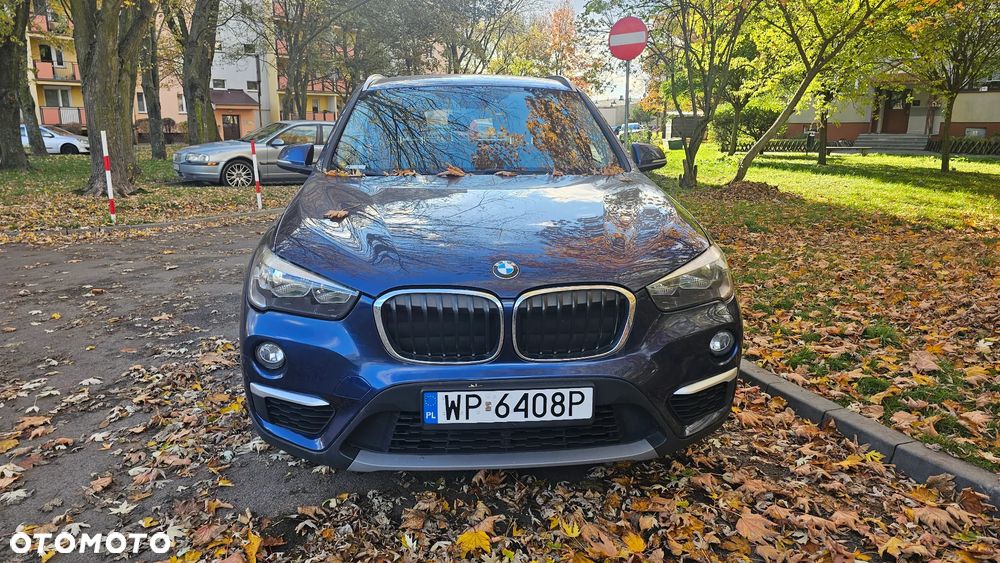 BMW X1 sDrive18d Sport Line - 1