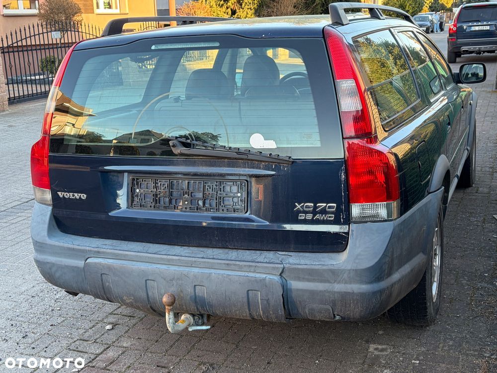 Volvo XC 70 2.4 AWD Automatik Momentum - 4