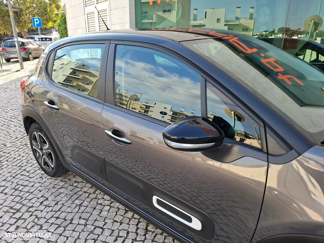 Citroën C3 1.2 PureTech Shine - 52