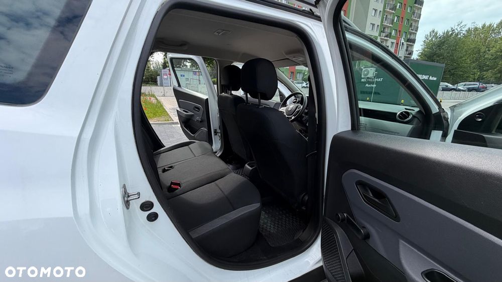 Dacia Duster 1.5 dCi Essential - 9