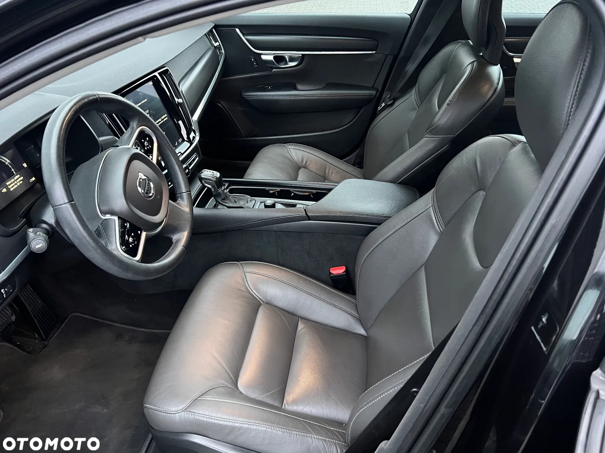 Volvo V90 - 18