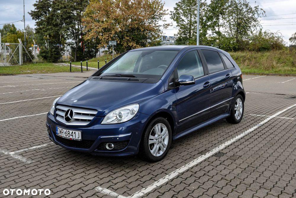 Mercedes-Benz Klasa B - 1
