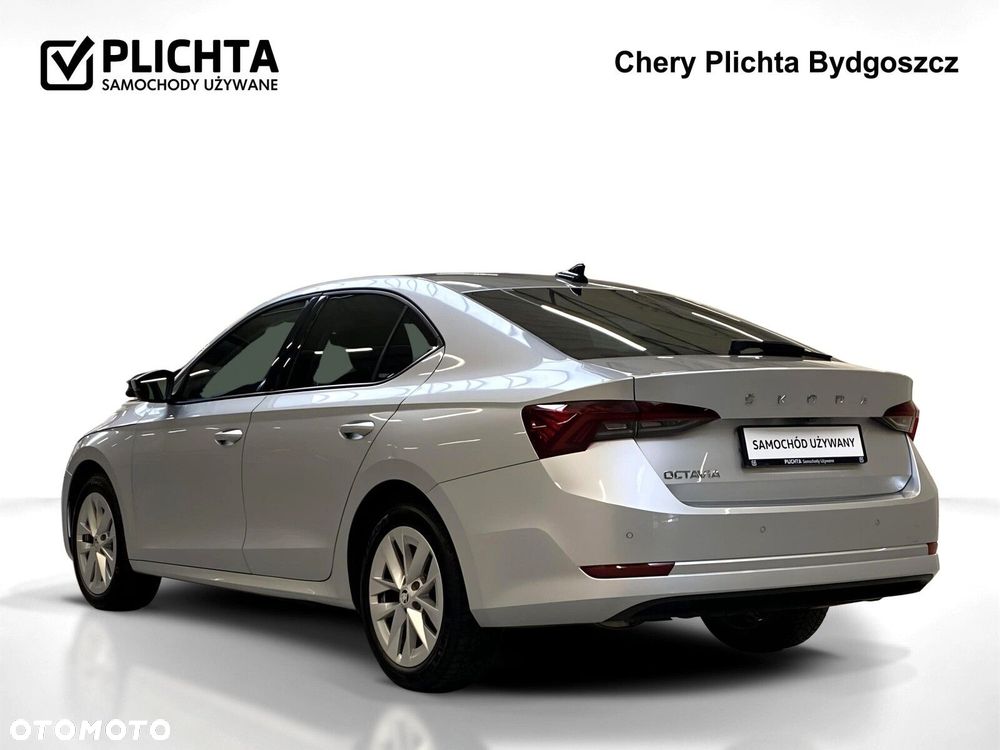 Skoda Octavia 2.0 TDI Ambition DSG - 4