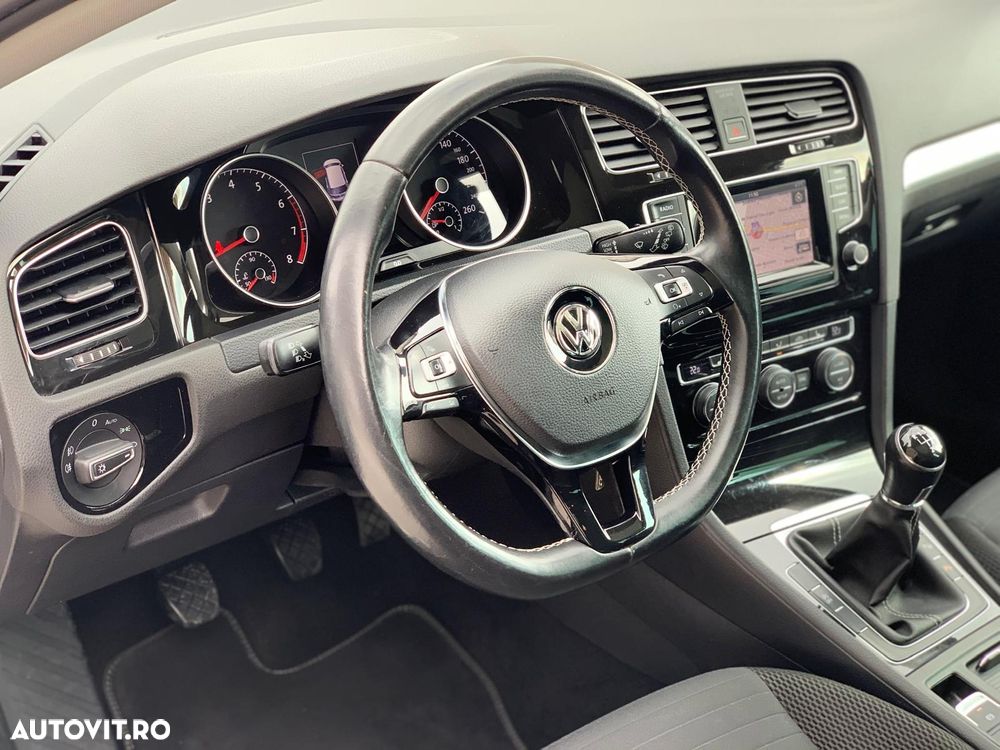 Volkswagen Golf 1.4 TSI BlueMotion Technology Cup - 16