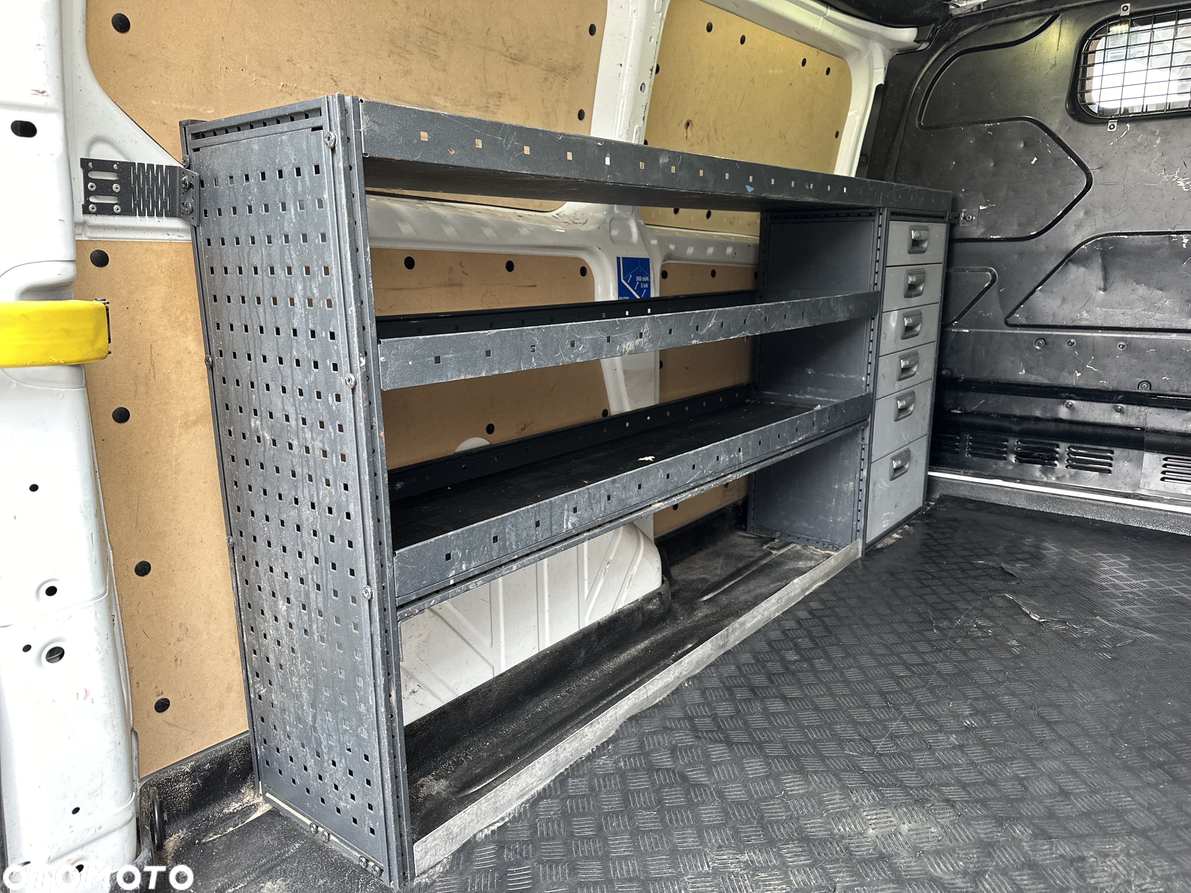 Ford Tourneo Custom 310 L1H1 VA Autm Titanium - 24