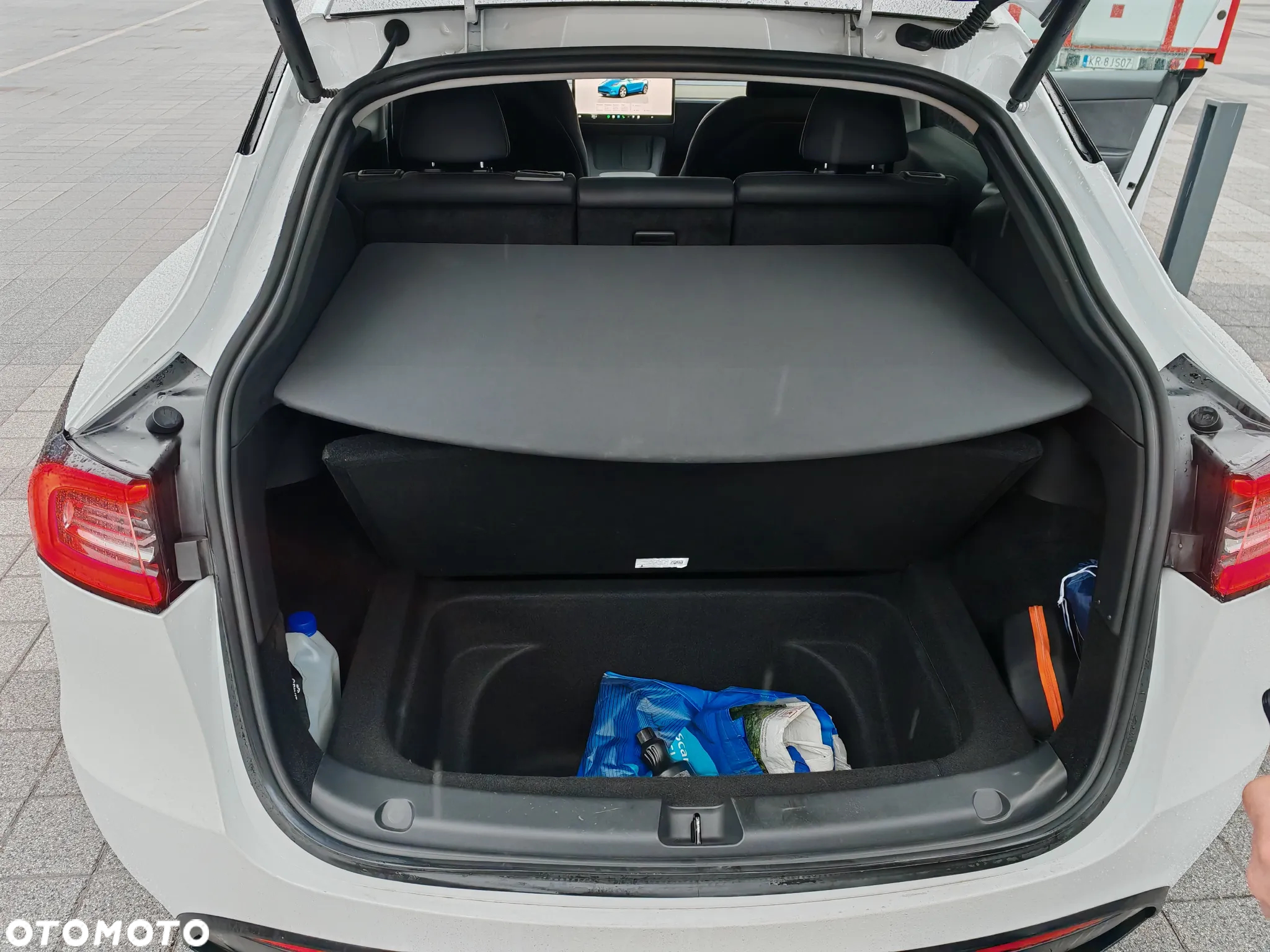 Tesla Y RWD - 8