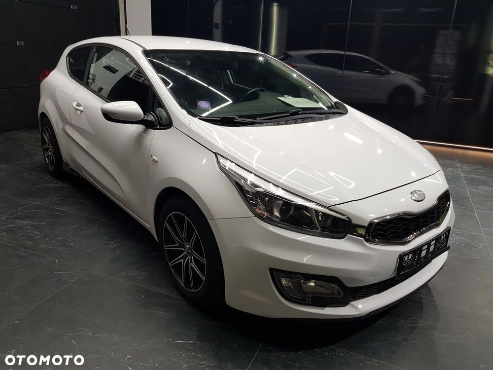 Kia ProCeed 1.4 Comfort + - 12