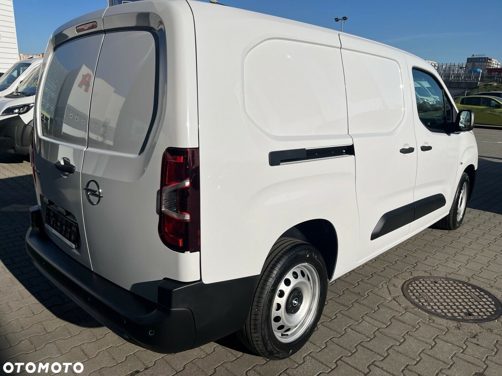 Opel Combo Cargo Furgon XL 1.5 T.diesel 131 KM MT6 - 6