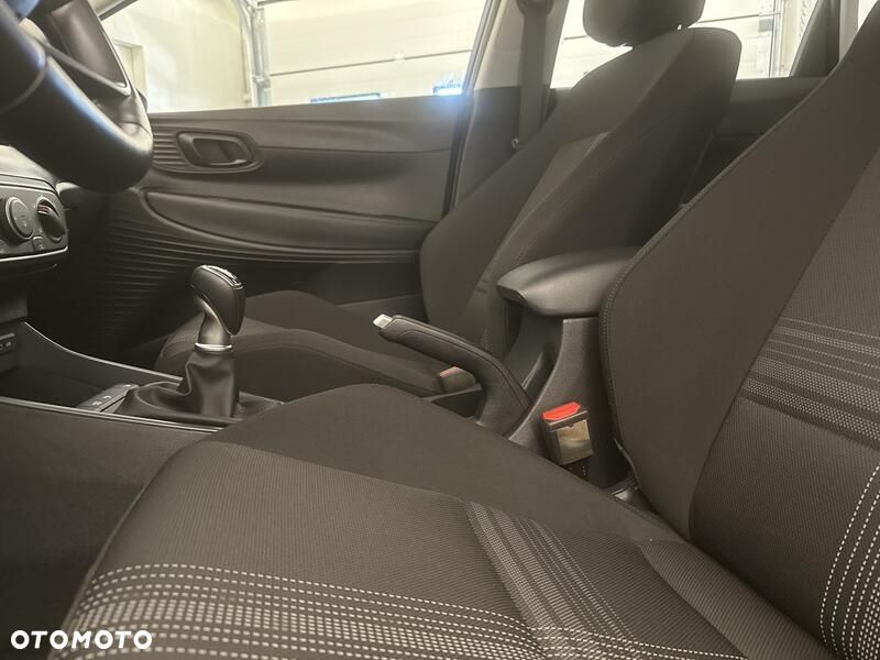 Hyundai Bayon - 14