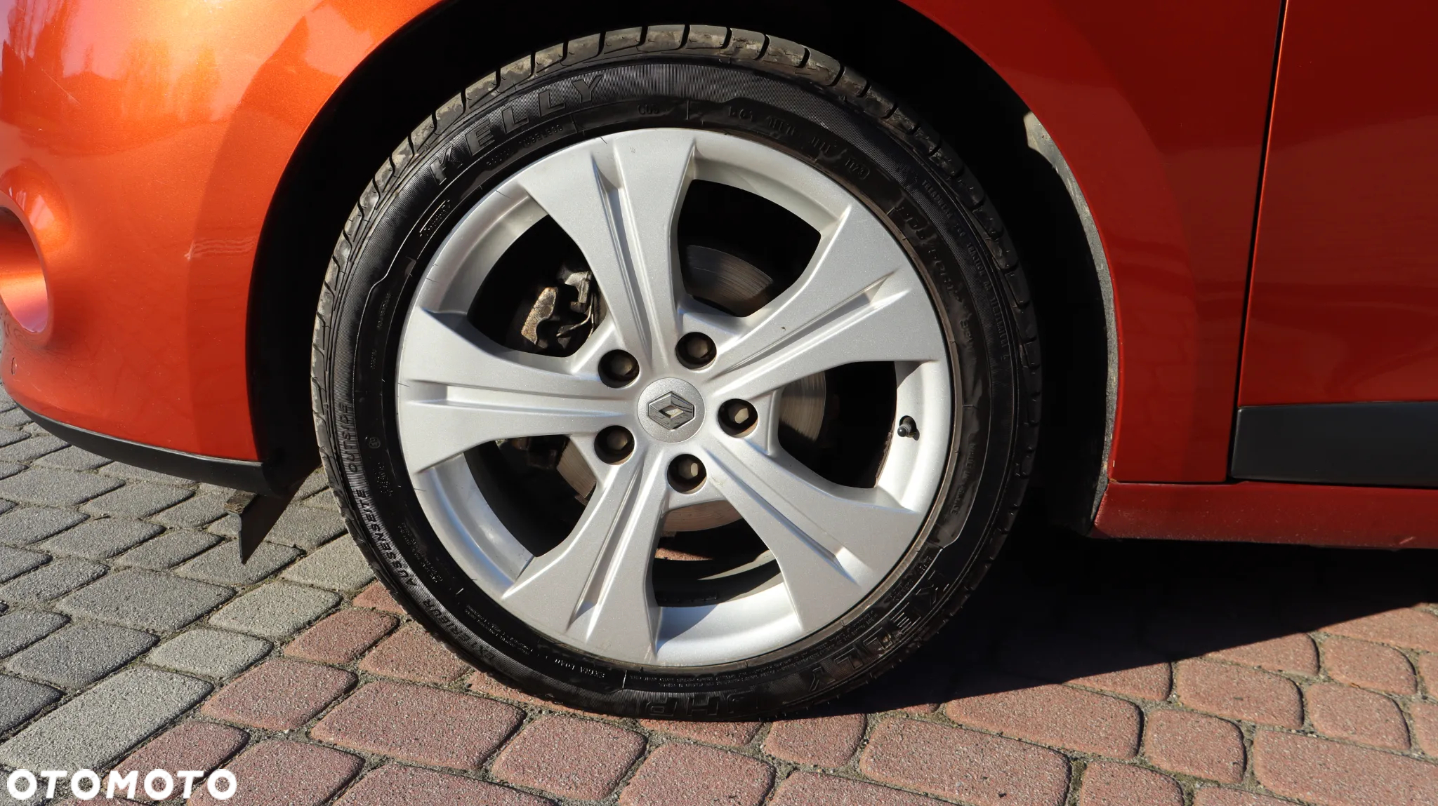 Renault Megane 1.6 Coupe Dynamique - 8