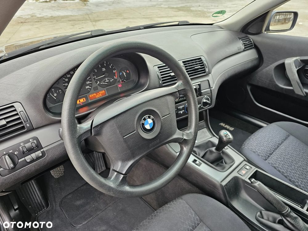 BMW Seria 3 - 24