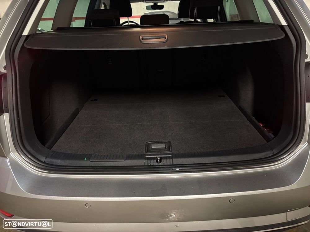 VW Golf Variant 1.0 TSI Confortline DSG - 17